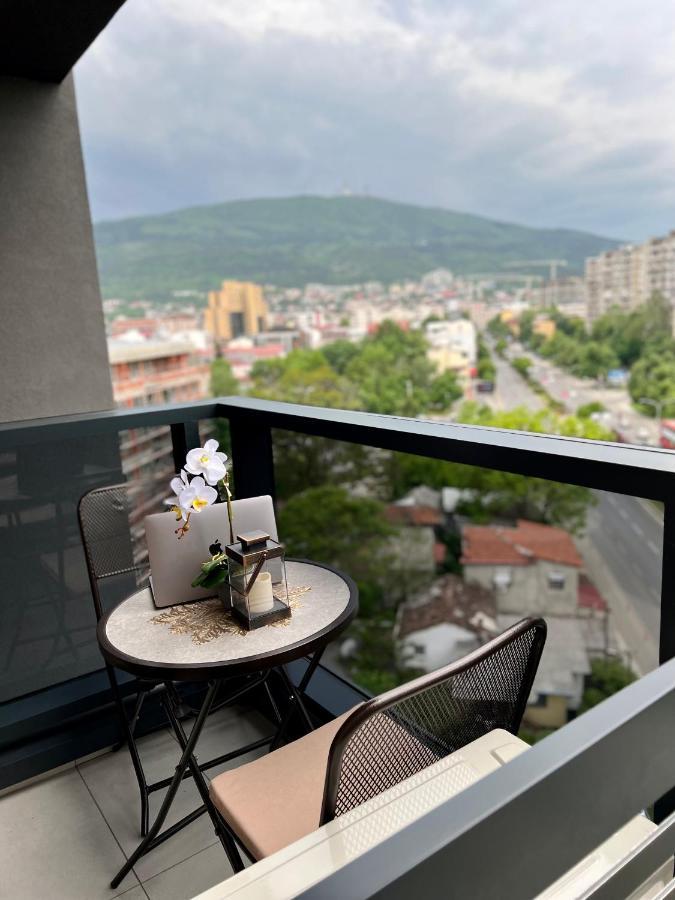 Maria'S Elite Luxury Apartment Skopje Buitenkant foto